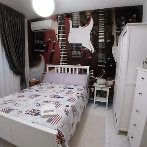 2* Nocleg ze śniadaniem I Art